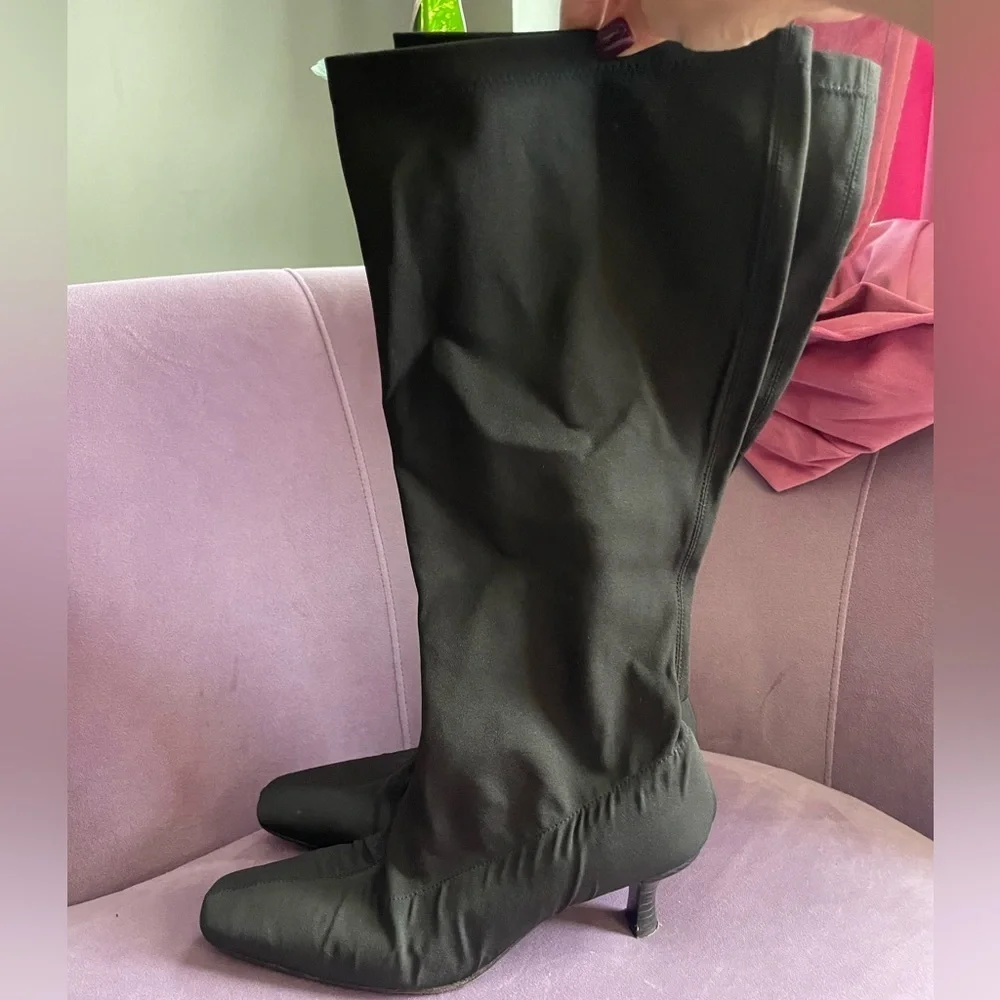 Elegant Black Women's Boots